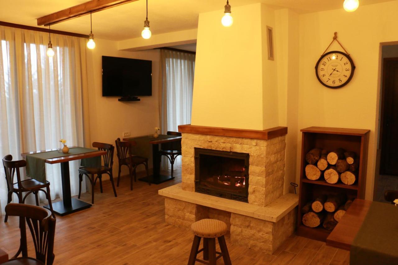 Vila Lucky Kop & Restoran Kopaonik Exteriör bild